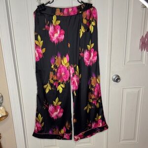 Floral Black Pants satin